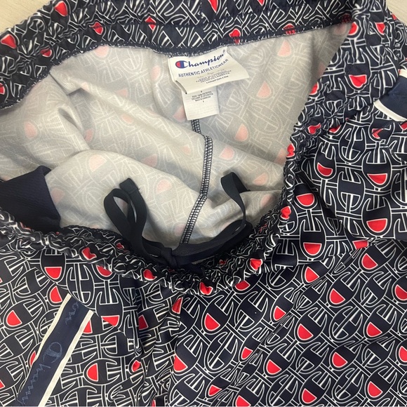 Champion Authentic Women's Track Suit Navy and Red C-Logo All Over Pattern Sz XL - Picture 8 of 12